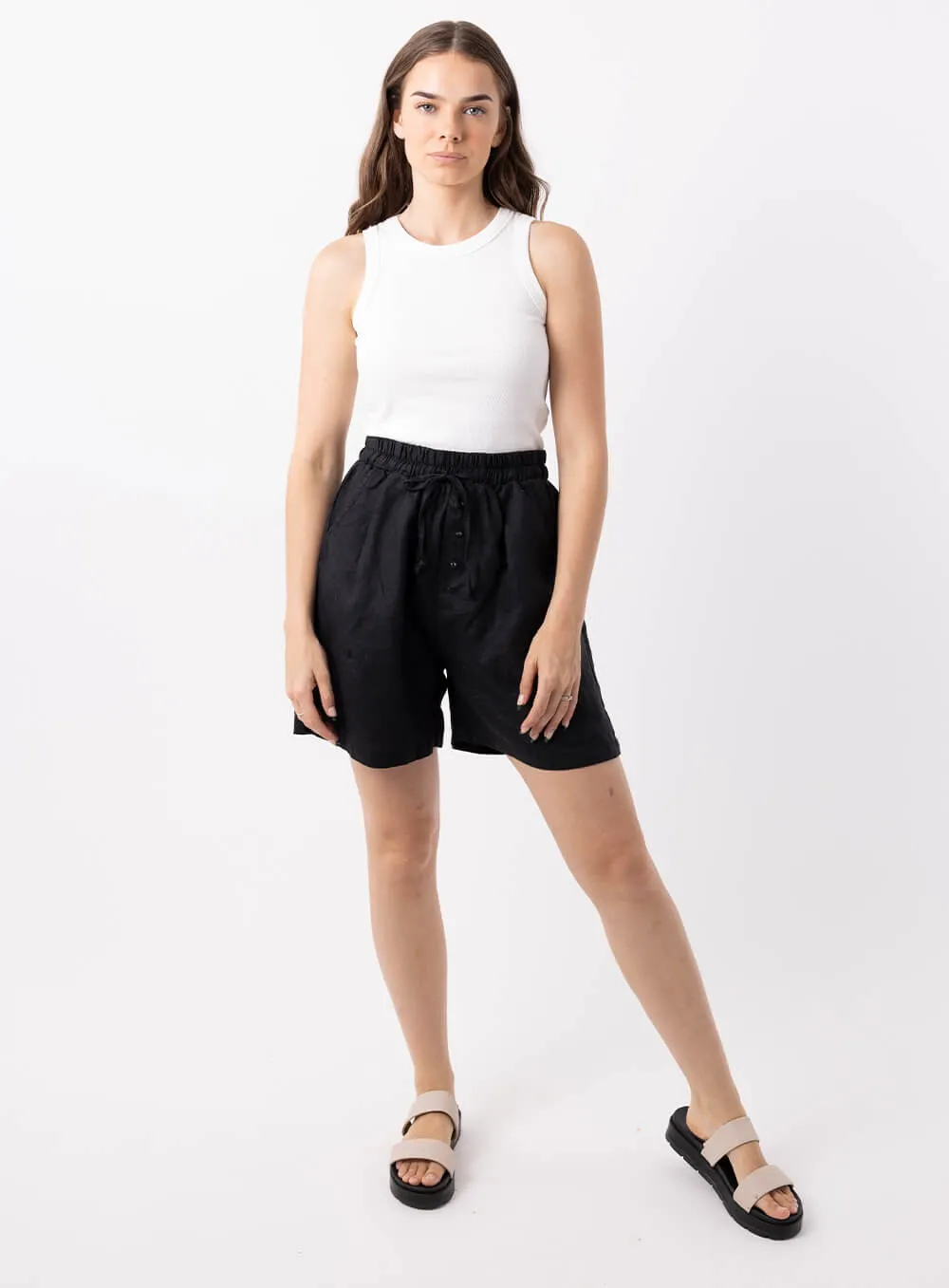 Adeline Linen Short-Black