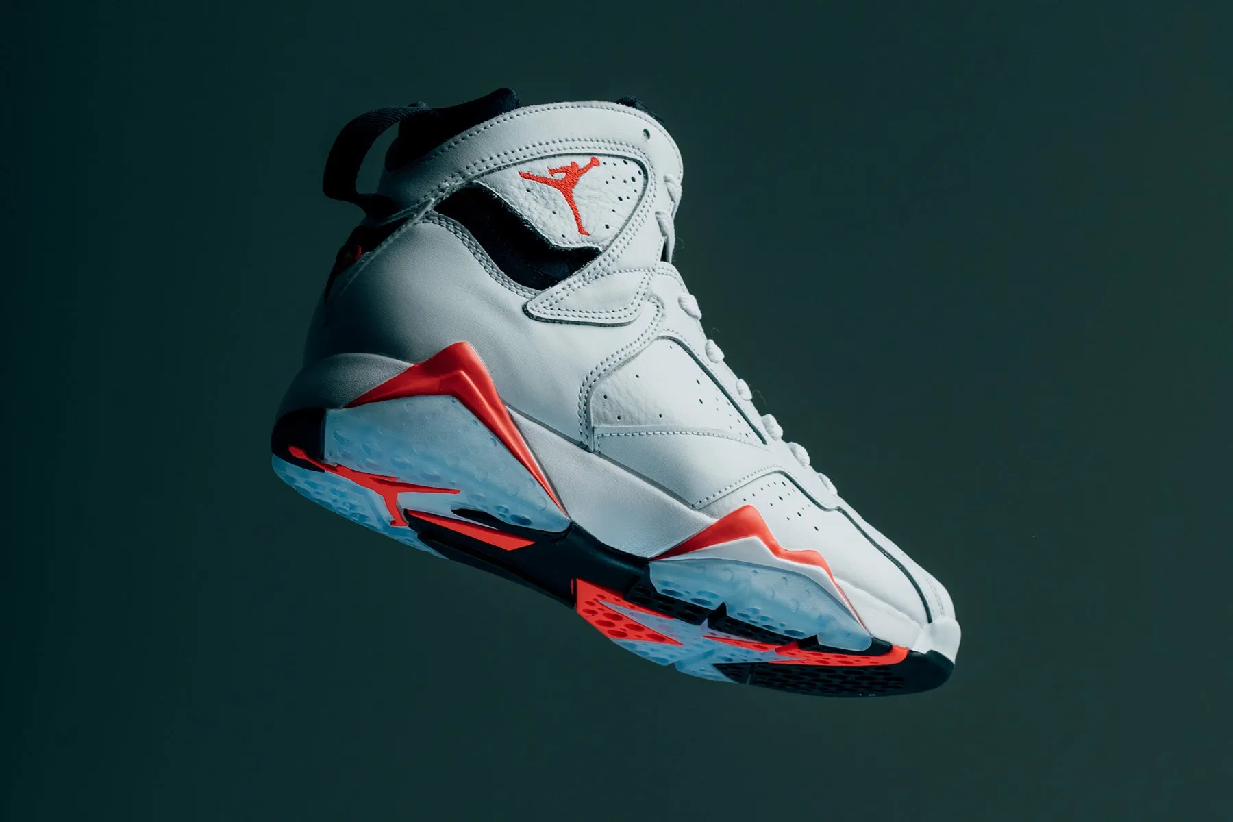 Air Jordan 7 Retro White Infrared - White/Crimson/Black