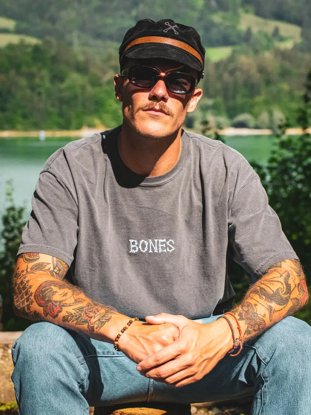 BONES CLUB TEE - WASHED BLACK