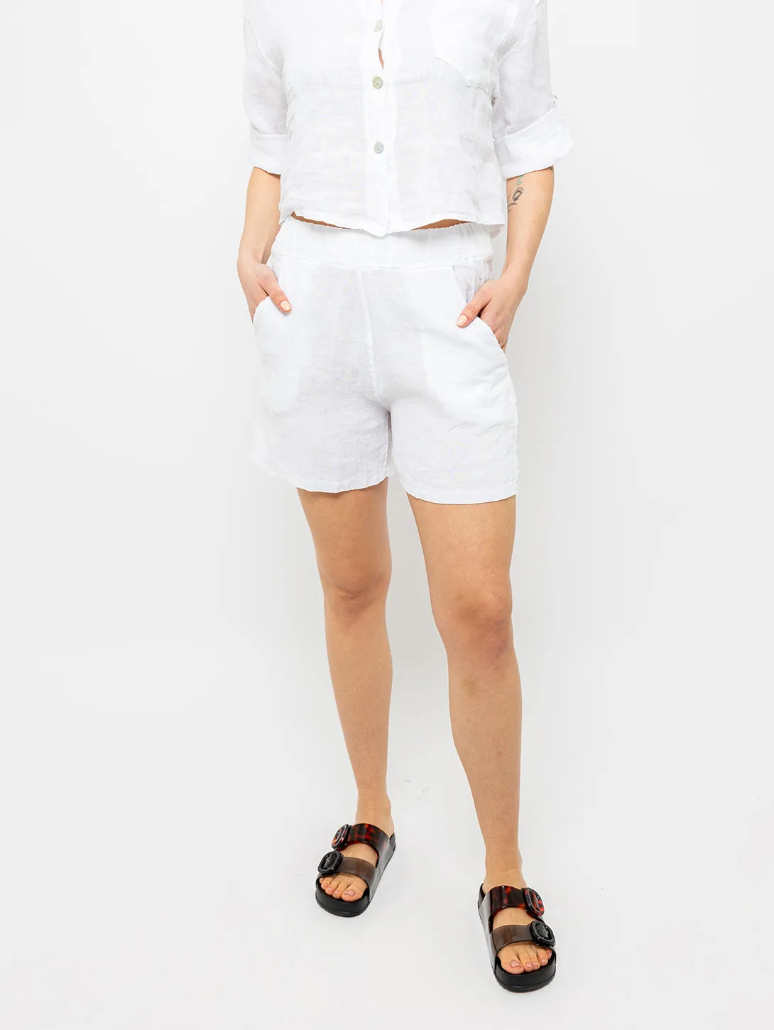 Linen Short - White