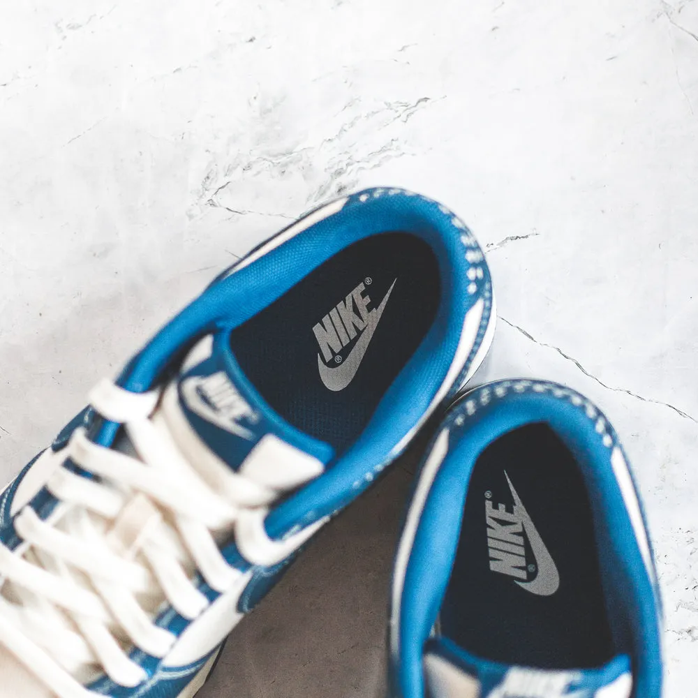 Nike Dunk Low SE Industrial Blue